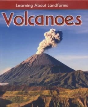 Volcanoes by Chris Oxlade Hardback