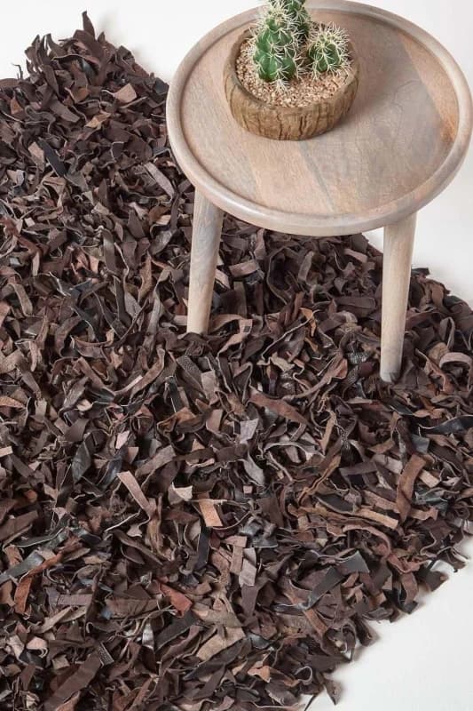 Homescapes Dallas Leather Shaggy Rug Chocolate, 90 X 150 Cm