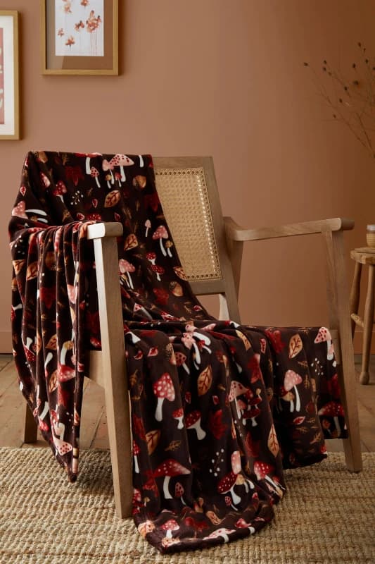 Fusion Woodland Dreams 120cmx150cm Throw Chocolate