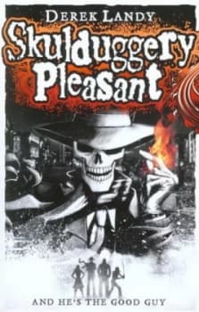 Skulduggery Pleasant by Derek Landy Paperback