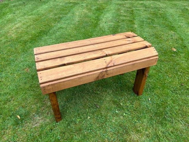 Charles Taylor Trading Knights Single Form in Brown Brown Unisex