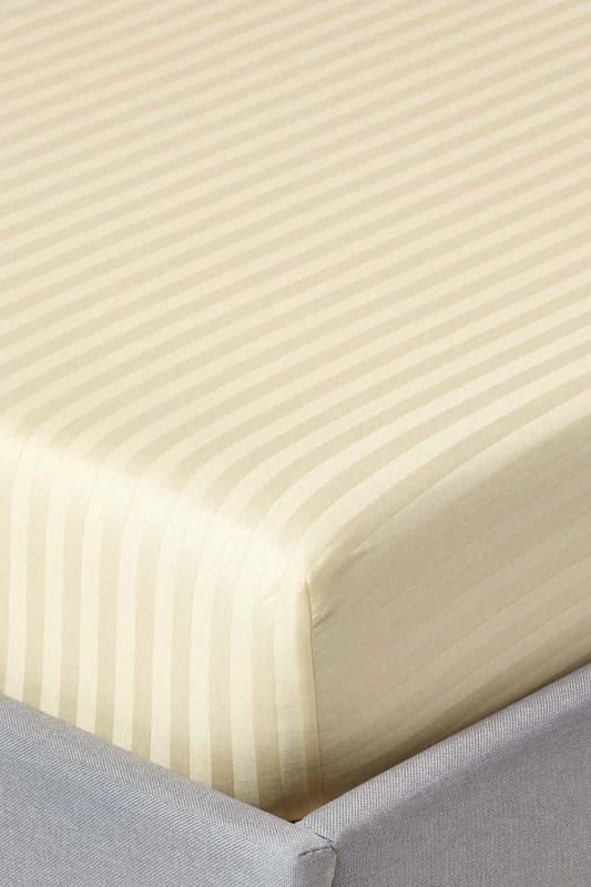 Homescapes Pastel Yellow Egyptian Cotton Satin Stripe Fitted Sheet 330 Tc, Super King