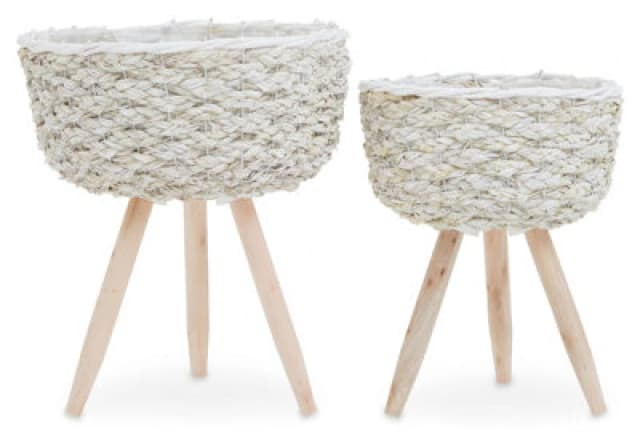 Orsina Set Of 2 White Planters, Woven White Pots With Wooden Legs, White Plant Containers With Inner Lining