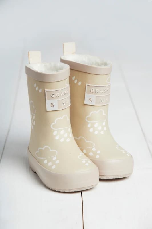 Grass & Air Colour-Changing Wellies in Stone Size: Infant 3 Stone Unisex Infant 3