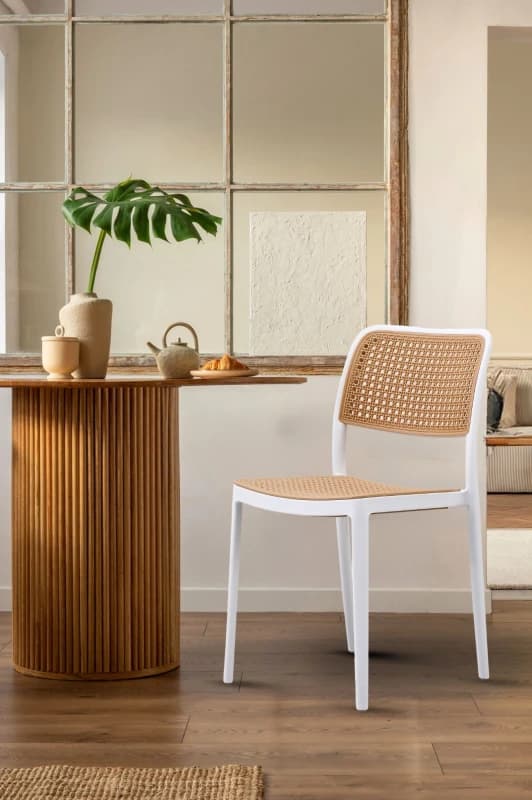 Fusion Living White Plastic Cafe Dining Chair White Unisex