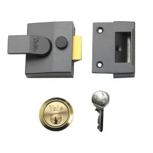 Yale Locks 84 Standard Nightlatch 40mm Backset DMG Finish Box