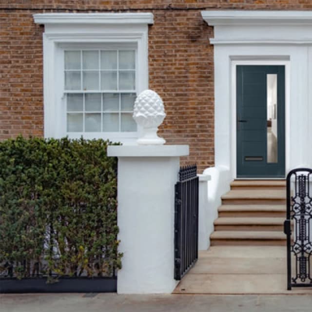 Lacerta Composite Door Monza 7016 Grey 890mm X 2090mm Open In Right Hand Clear Glass 10 Year Guarantee - Free Delivery & Smart Lock