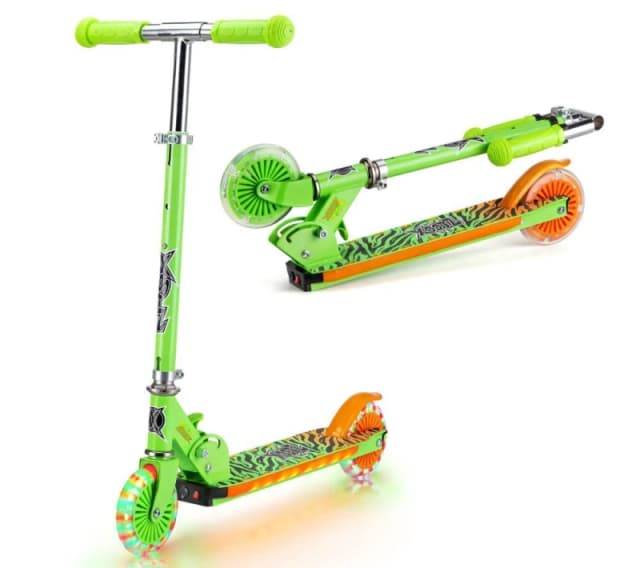 XOOTZ Wild Rider Tiger LED Kids Kick Scooter - Green 5031470254919