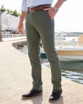 Cotton Traders Mens Flat Front Wrinkle Free Stretch Chino Trousers in Green