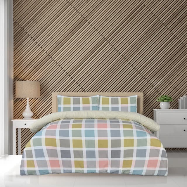 Smart Living Smart Living Luxury Super Soft Crosshatch Check Reversible Complete Bedding Set Size: Double Multi Double Unisex 5056557583034