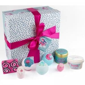 Bomb Cosmetics Pamper Hamper Gift Set