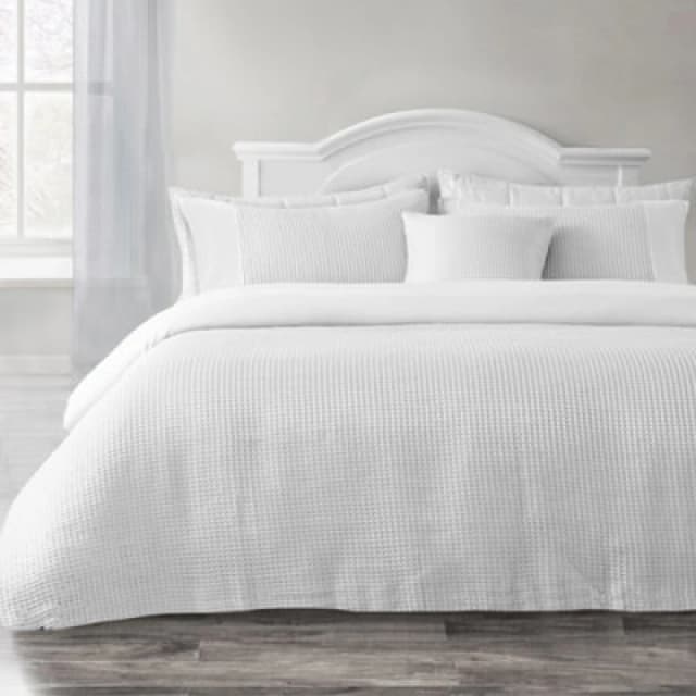 Velosso Waffle Weave Duvet Cover Set With Pillowcases, Button Enclosure Textured Duvet, Easy-Care Quilt Cover - White