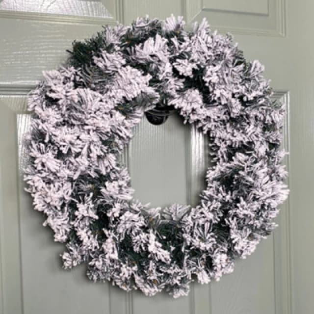 Samuel Alexander Premier Flocked Woodcote Pine Flocked Wreath 50cm Green