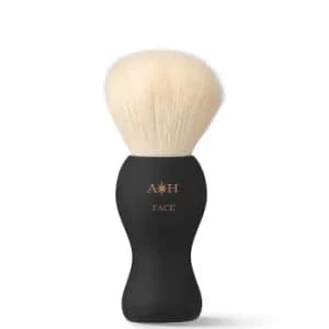 Amanda Harrington The Face Buffer Brush