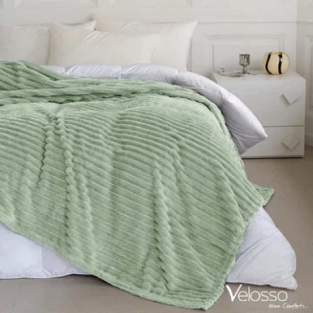 Velosso Elegant Thermal Plush Ribbed Throw Blanket In Modern Style For Sofa, Bed In 200Cm X 240Cm - Sage
