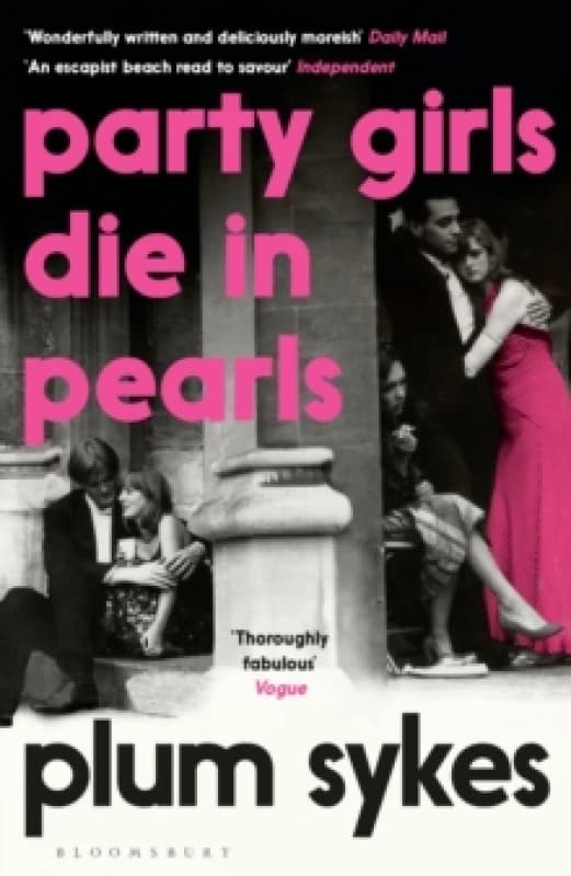 Party Girls Die in Pearls Paperback / softback