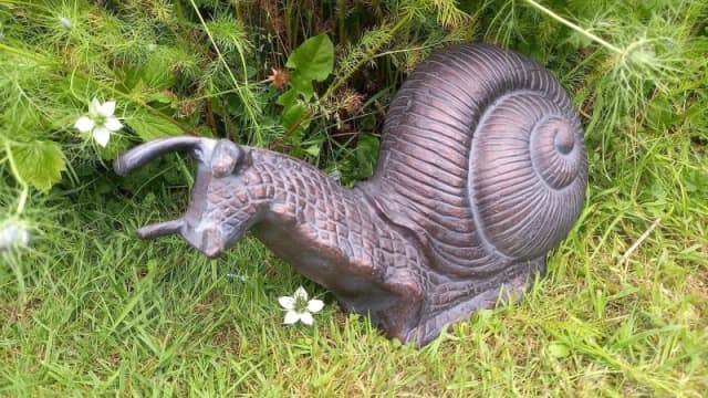 Inspirational Gifting Giant Garden Snail Garden Ornament Sculpture in an Antique Bronze Finish Bronze Unisex