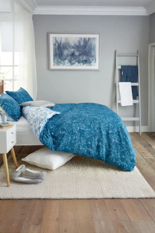 Deyongs Cow Parsley Cotton Rich Duvet Cover Set - Printed 200 Thread Count Soft Bedding in Blue Size: King Blue Unisex King