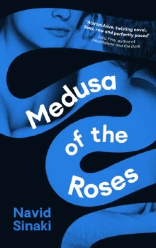 Medusa of the Roses : 'A powerful debut ... unflinching and bold' Observer Paperback / softback