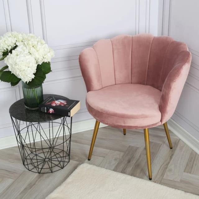 Home Garden Direct Flora - Velvet Accent Chair with Scalloped-back Design - Pink in Light Pink Light Pink Unisex