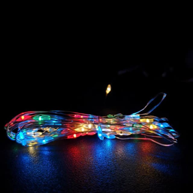Samuel Alexander 50 LED 2.5m Premier MicroBrights Indoor Outdoor Christmas Multi Function Battery Operated Lights with Timer on Pin Wire in Multicolou