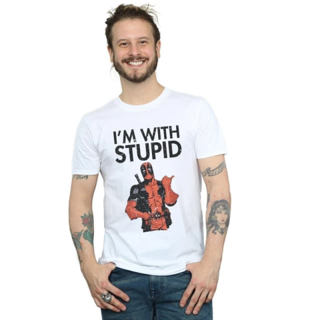 Marvel Marvel Men Deadpool I'm With Stupid T-Shirt in White Size: Small White S Male 5059308630254