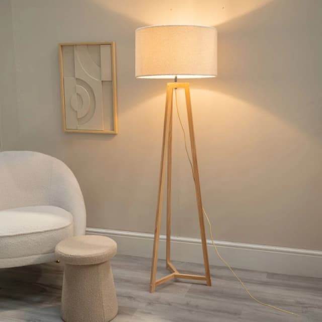 ValueLights Lottie Natural Wood Tripod Floor Lamp with Boucle Drum Shade Cream
