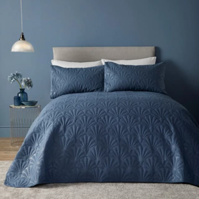Serene 'Cavali' Pinsonic Microfibre Textured Warm Bedspread Dark Blue
