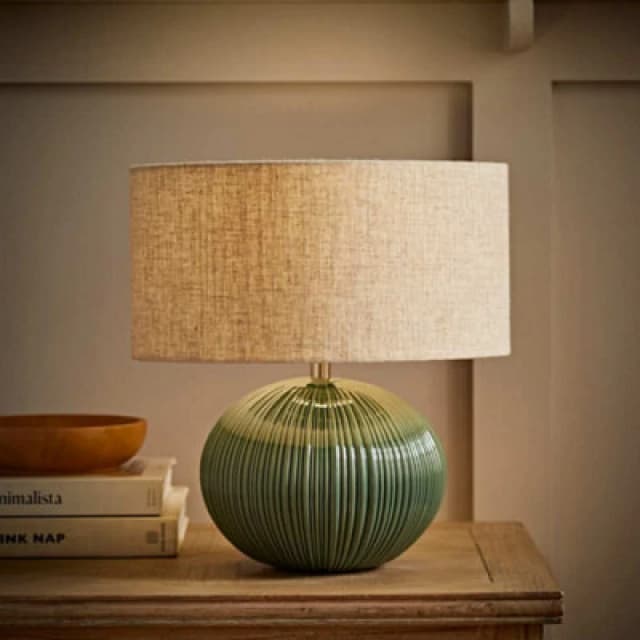 ValueLights ValueLights Rebecca Green Ribbed Ceramic Table Lamp with Linen Drum Lamp Shade in Dark Green Dark Green One Size Unisex 5016529274445