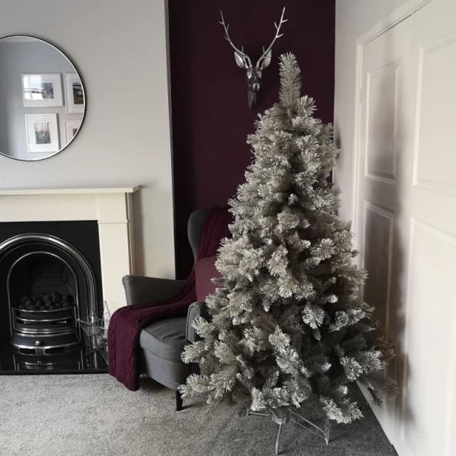 Samuel Alexander 6ft (180cm) Premier Snow Fir Grey PVC Christmas Tree with 587 Cashmere Tips Grey