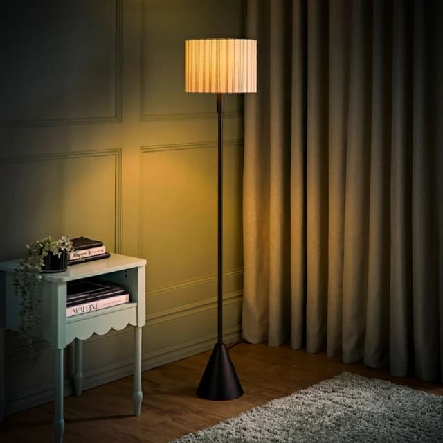 ValueLights ValueLights Mitch Linen Stripe Lamp Shade Black Triangle Floor Lamp with LED Bulb in Off White Off White One Size Unisex 5059406067266
