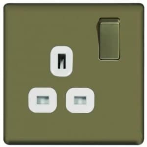 Wickes 13A Screwless Single Switched Socket - Pearl Nickel