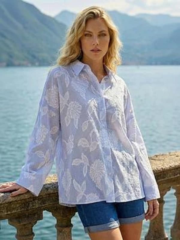 Roman Womens Floral Jacquard Buttoned Shirt in Light Blue Size: 14 Light Blue Female 14