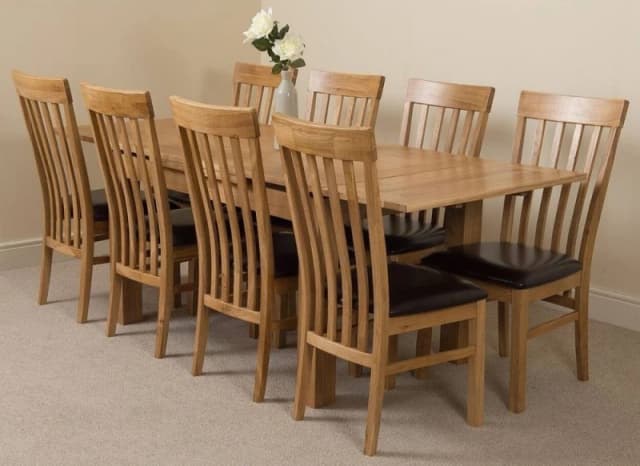 Thats Furniture Richmond 140-220cm Oak Extending Dining Table & 8 Harvard Chairs in Brown Brown Unisex