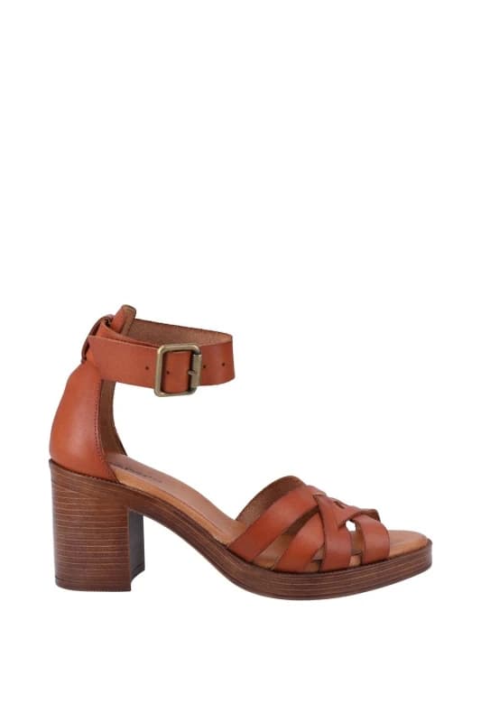 Hush Puppies Womens Giselle Sandal in Tan Size: 4 Tan Female 4