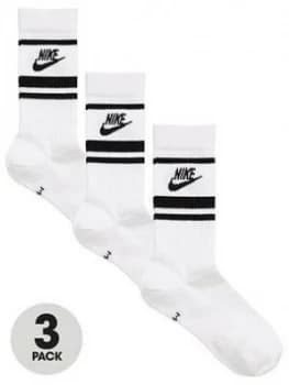 Nike Sportswear Essential Socks - White