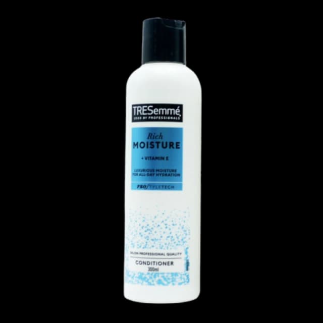 Tresemme Rich Moisture For Dry Damaged Hair Conditioner - 300ml