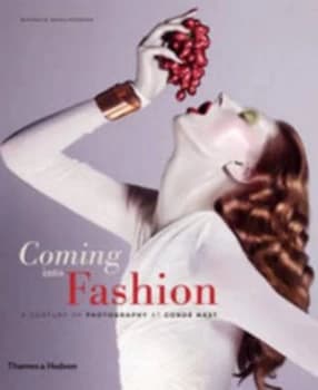 Coming into Fashion by Nathalie Herschdorfer Hardback