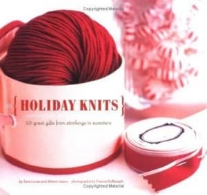 Holiday Knits Paperback