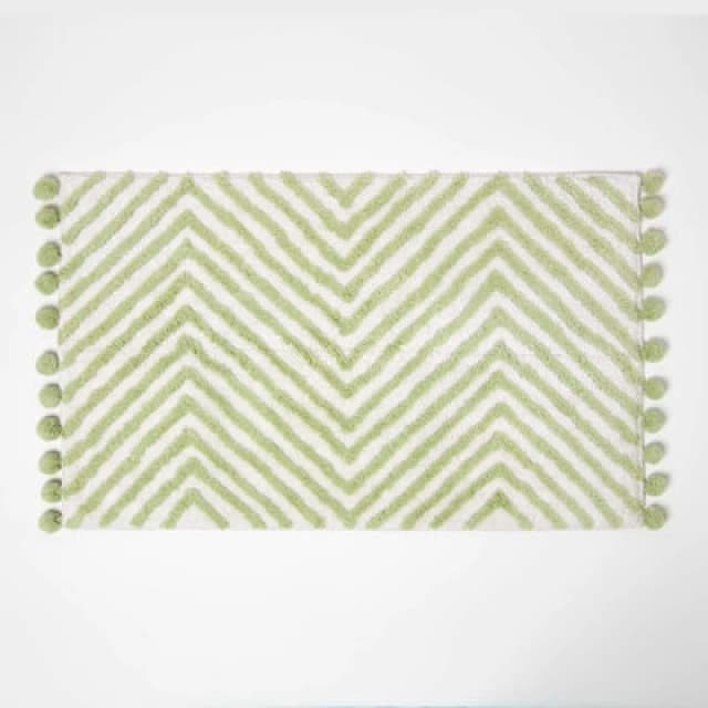 Homescapes Bath Mat Tufted Zig Zag 100% Cotton with Pom Pom Edges Green
