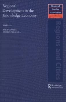 Regional Development in the Knowledge Economy by Philip Cooke Paperback