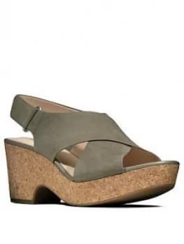 Clarks Maritsa Lara Leather Wedge Sandal - Sage