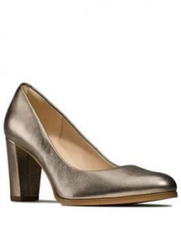 Clarks Kaylin Cara Heeled Court Shoe - Stone