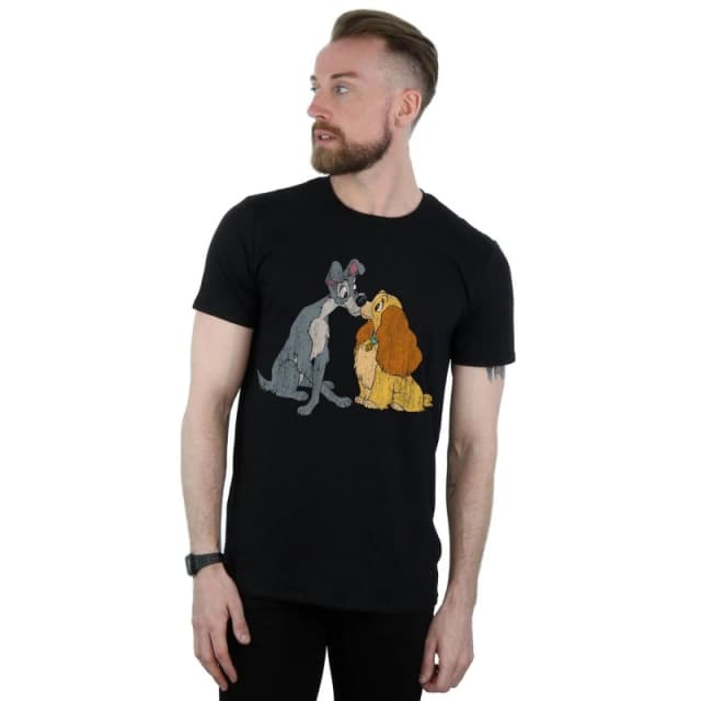 Disney Men Lady And The Tramp Distressed Kiss T-Shirt in Black Size: Small Black S Male 5059400512335