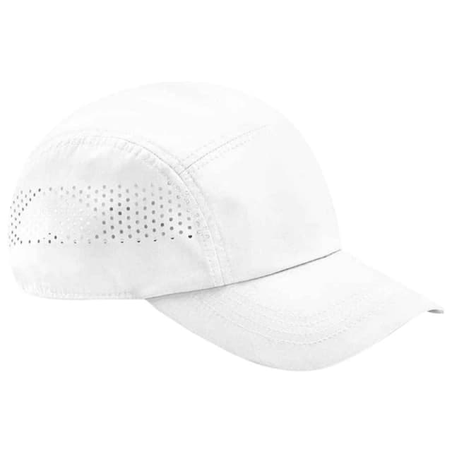 Beechfield Beechfield Men Technical Running Baseball Cap in White White One Size Male 5063107098375