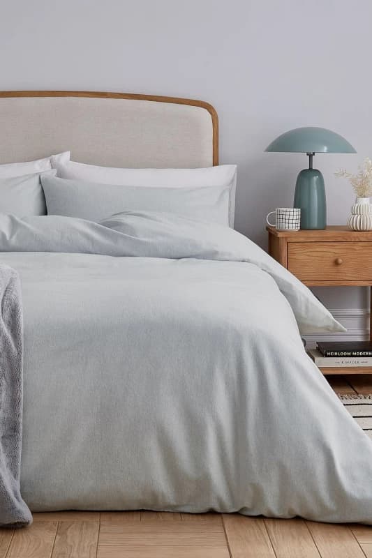 Helena Springfield Helena Springfield 'HS Brushed Cotton' Duvet Cover Set in Silver Size: Single Silver Single Unisex 5016709717304