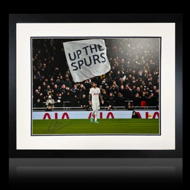 The Fan Cave Cristian Romero Signed Tottenham Hotspur Deluxe Mo White unisex 550x450mm