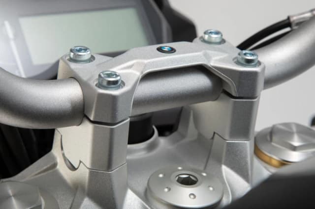 LEH.07.039.12800/S - LEH.07.039.12800/S - SW Motech 30mm Handlebar Riser - BMW F 850 GS 2018-2023 - Anodised/Silver Anodized LEH.07.039.12800/S