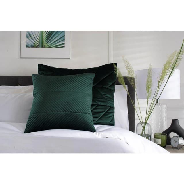 The Lyndon Company Chevron Velvet Pillowcases Forest unisex One Size