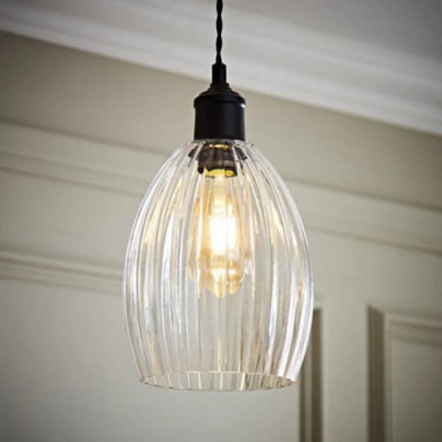 ValueLights ValueLights Cheltenham Clear Ribbed Glass Dome Easy Fit Lamp Shade Clear One Size Unisex 5016529274582